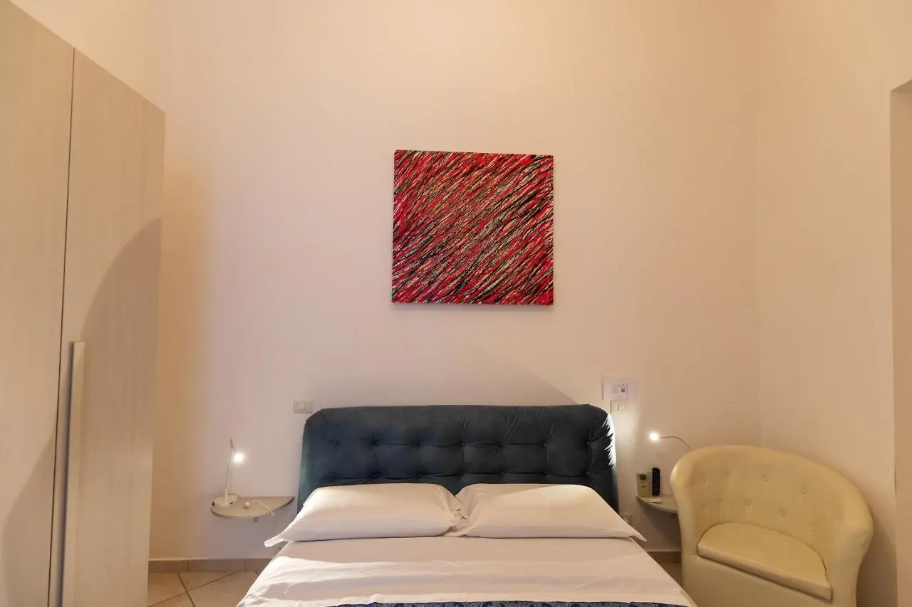 Suites Trinita In Toledo Street Neapel 0*,  Italien