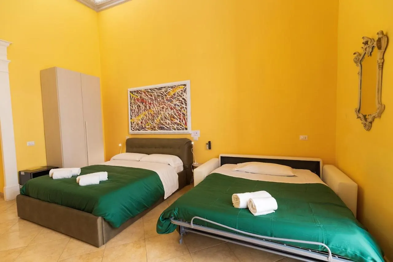 Suites Trinita In Toledo Street Neapol