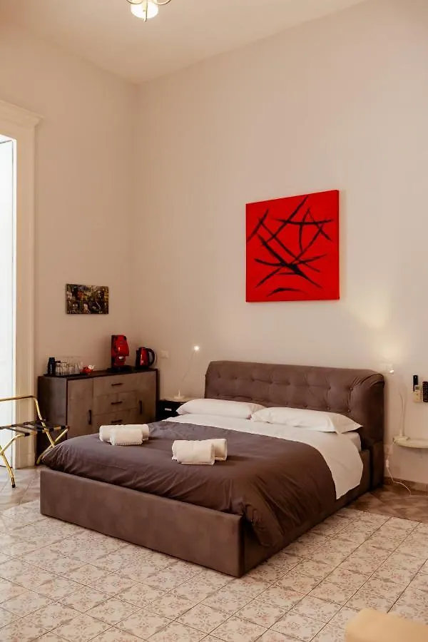 Suites Trinita In Toledo Street Neapol Pensjonat
