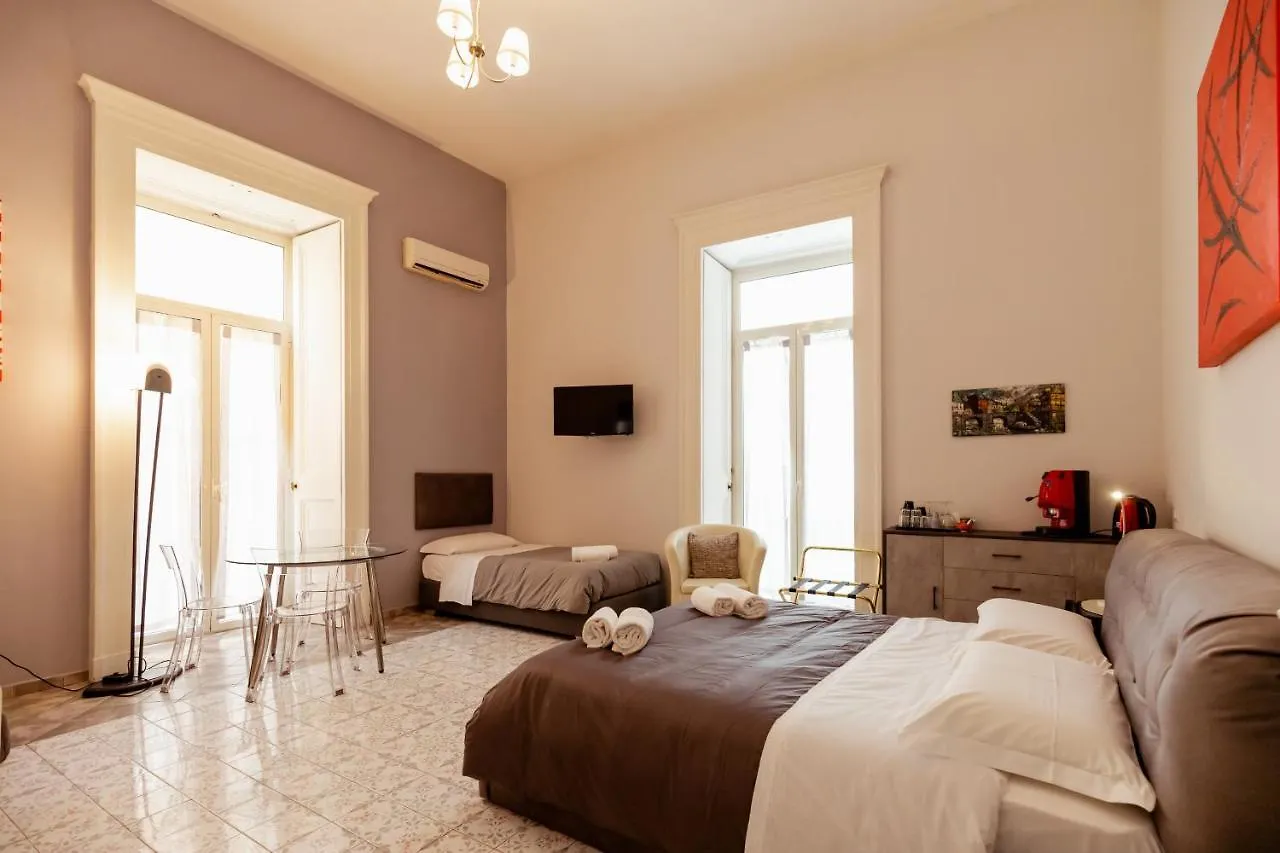 Suites Trinita In Toledo Street 那不勒斯 0*,  意大利
