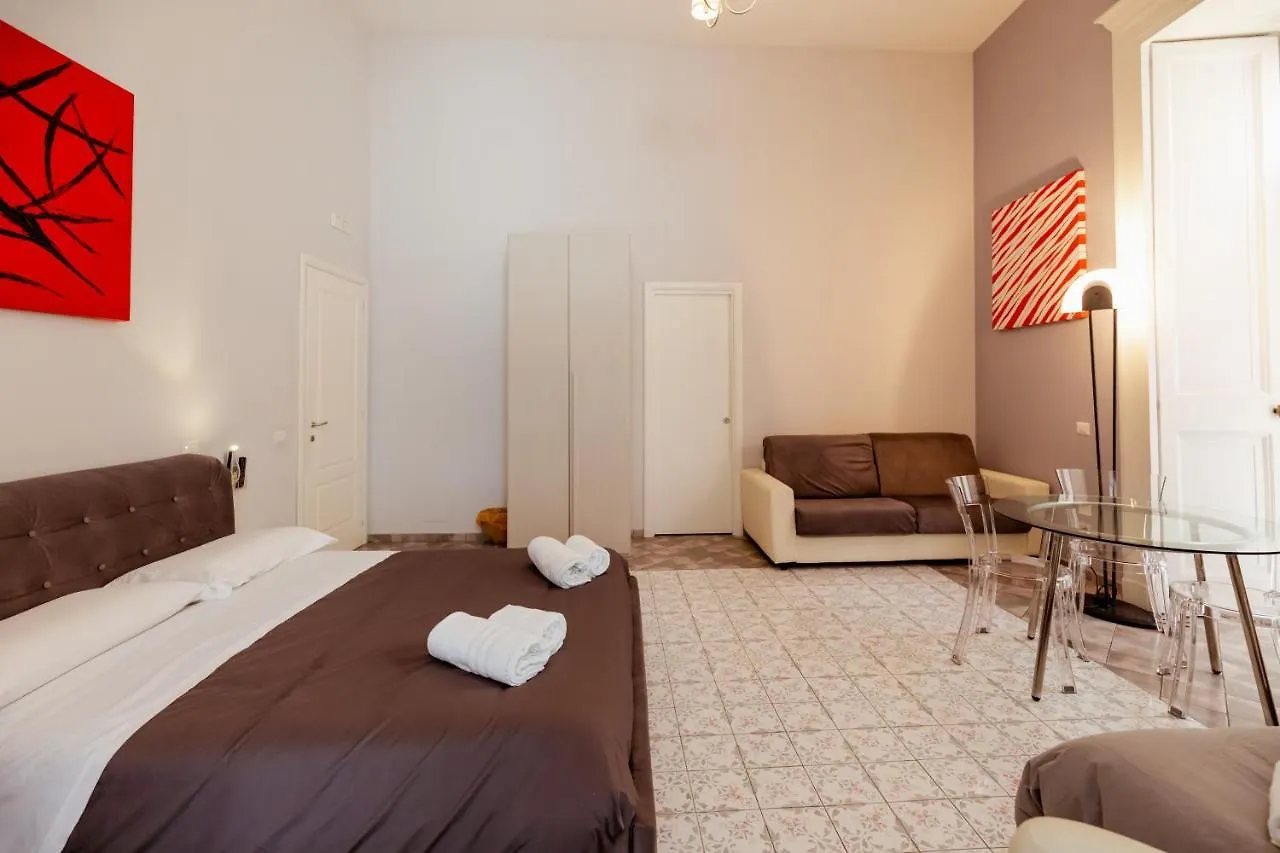招待所 Suites Trinita In Toledo Street 那不勒斯