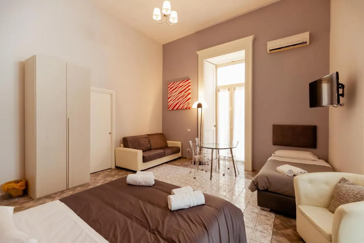 Suites Trinita In Toledo Street Neapol
