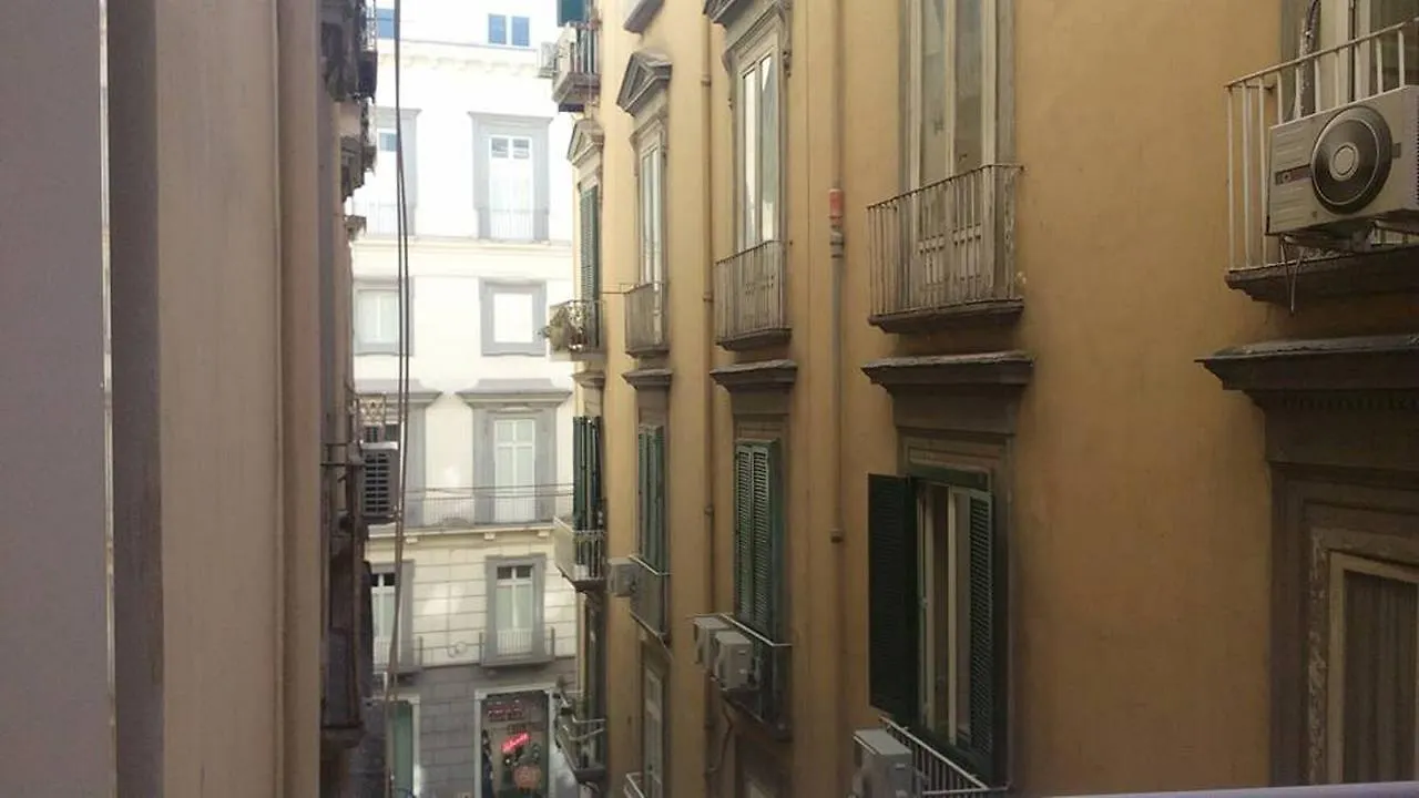 Pensjonat Suites Trinita In Toledo Street Neapol